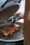 Big Green Egg litinový rošt pro Medium 126405