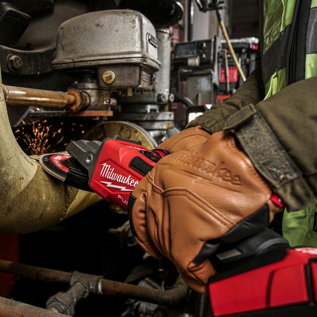 Milwaukee M18 FSAGF125XB-0X aku bruska úhlová 125mm FUEL s plochou hlavou, brzdou, plochý spínač bez aku 4933478438