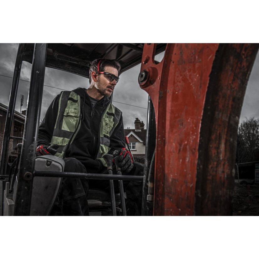 Milwaukee ochranné brýle šedé odolné proti poškrábání a zamlžování 4932478907