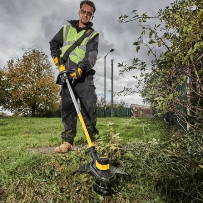 Dewalt DCM561PBS aku strunová sekačka 18V bez aku