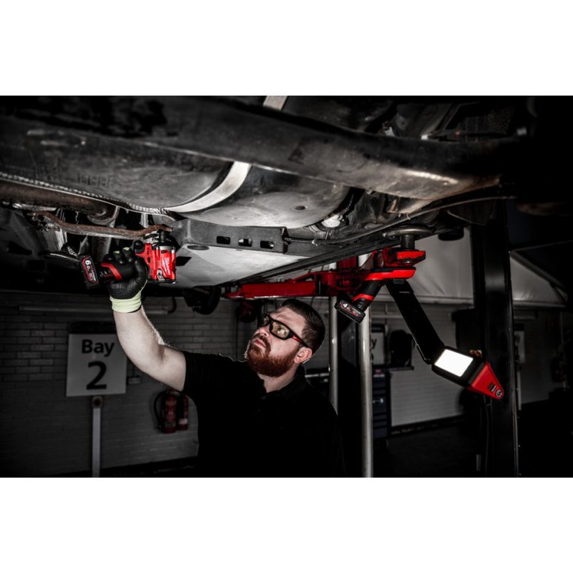 Milwaukee M12 UCL-0 podvozková svítilna 1200 lm bez aku 4933478868