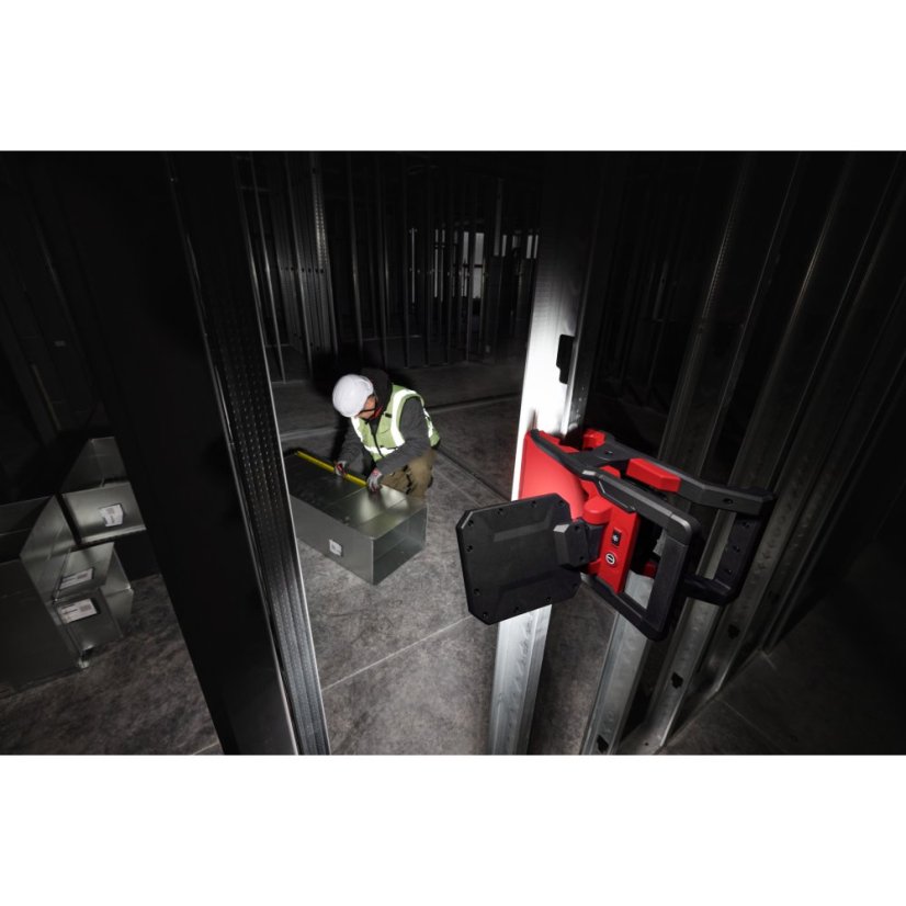 Milwaukee M18 PAL2-0 otočné plošné světlo bez aku 4933493547