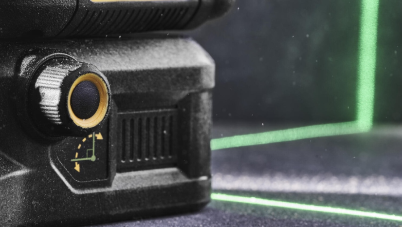 DeWalt DCE089NG18-XJ 12V nebo 18V 3 x 360° zelený laser, dosah bez/s detektorem 35/50 m, bez akumulátoru a nabíječky