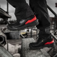 Milwaukee bezpečnostní polobotky S3S Armourtred 1L110111W vel. 42 4932493756
