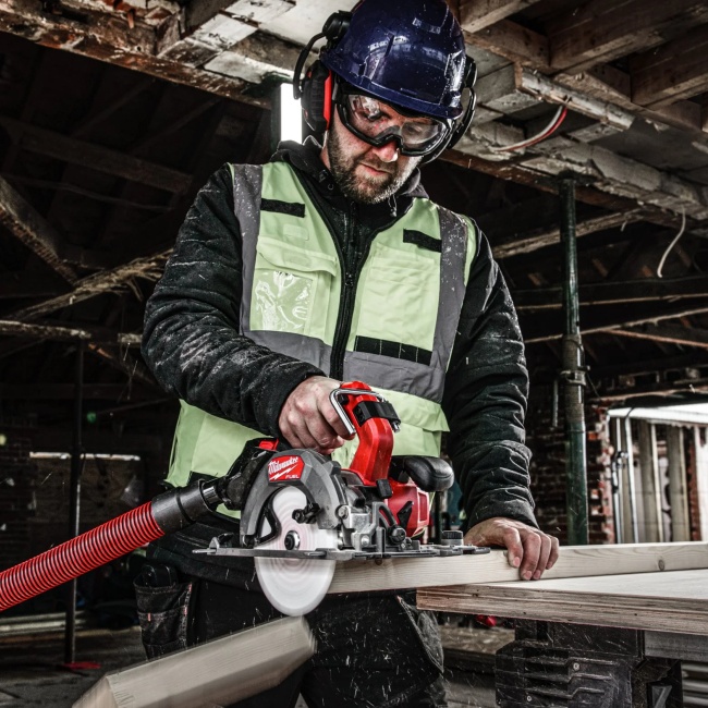 Milwaukee M18 FCSDC165-0C aku bezuhlíková okružní pila 165mm bez aku  4933499996