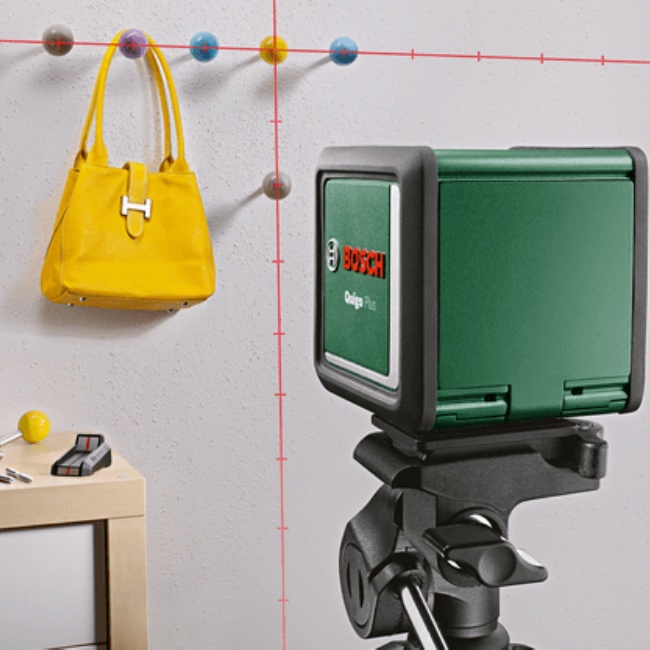 Bosch Quigo Plus křížový laser + stativ 1,1 m 0603663602
