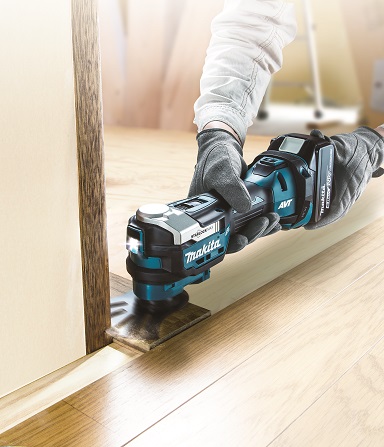 Makita DTM52Z aku MultiTool STARLOCK MAX  Li-ion LXT 18V, bez aku Z