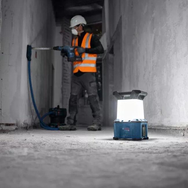 BOSCH GLA 18VH-7500 aku pracovní světlo 18V 06014A5000