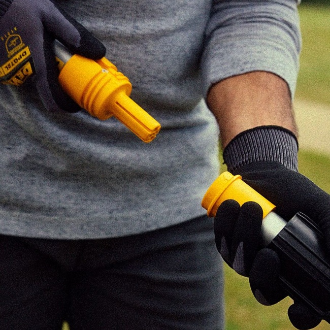 DeWALT DCMPP569N aku nůžky na větve s prodlouženou rukojetí 18V XR bez aku