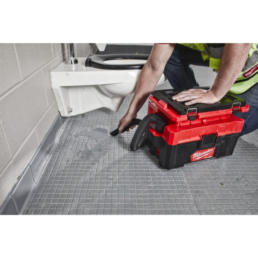 Milwaukee M18 FPOVCL-0 PACKOUT™ vysavač pro mokré/suché vysávání bez aku 4933478187