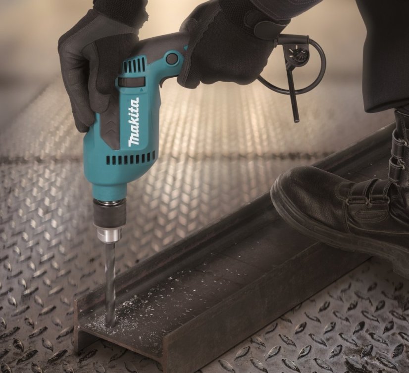 Makita DP4020 vrtačka 1,5-13mm 630W