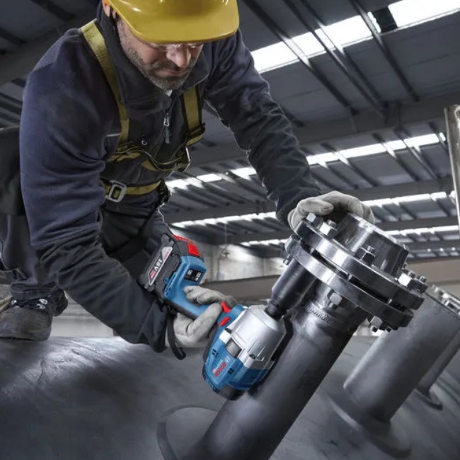 Bosch GDS 18V-780 aku rázový utahovák 1/2" 18V L-Boxx bez aku 06019P4003