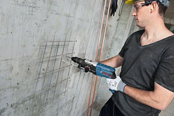 Bosch GBH 2-28 F kombinované kladivo SDS-Plus