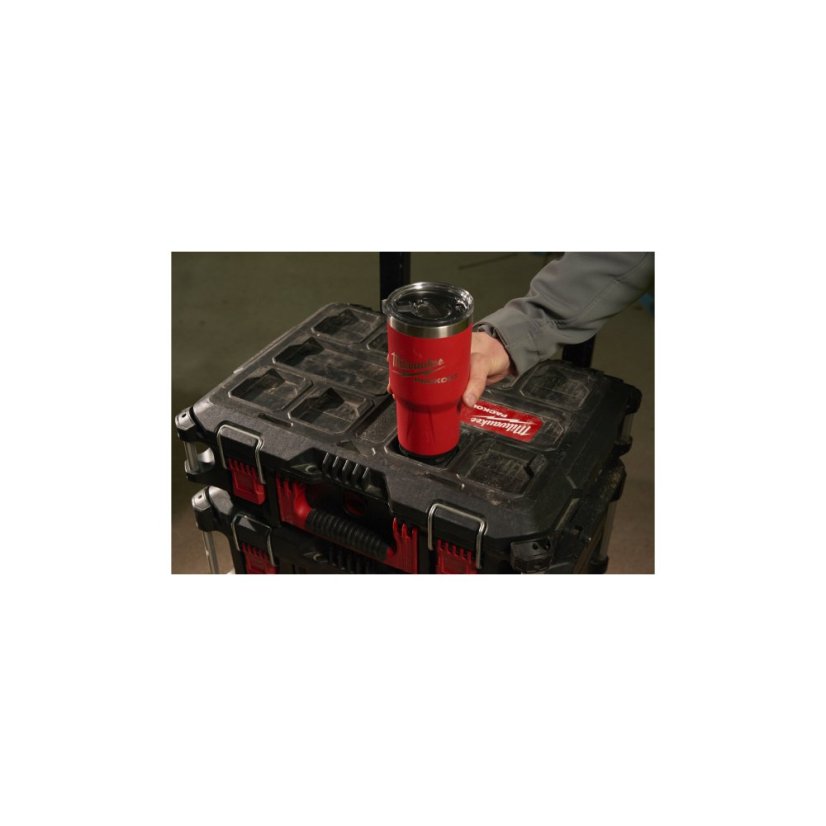 Milwaukee hrnek 887 ml PACKOUT™4932479075