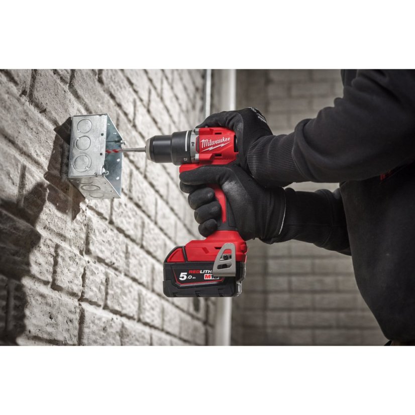 Milwaukee M18 BLPDRC-502C aku příklepová vrtačka 2x5Ah 4933492826