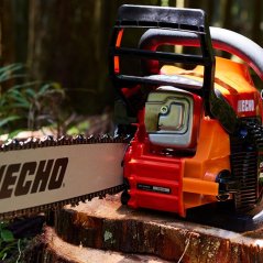 ECHO CS-4010ES benzínová řetězová pila 1,9 kW lišta 38 cm