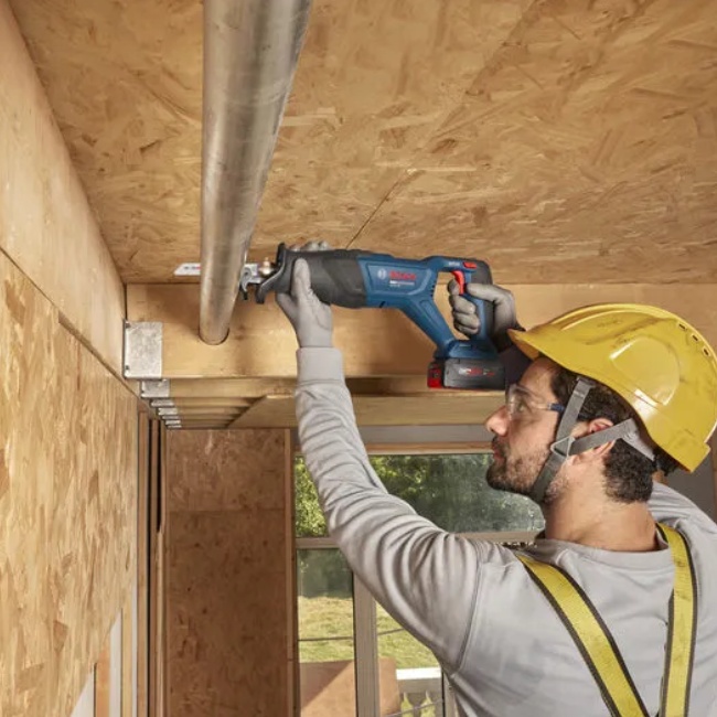 Bosch GSA 18V-280 aku pila ocaska 18 V bez aku 06016D1000