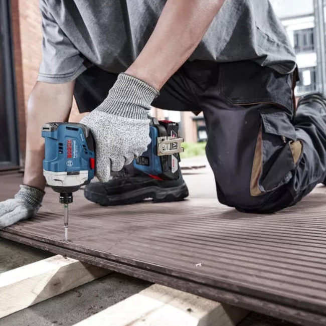 Bosch GDR 18V-215 aku rázový utahovák 1/4" bez aku 06019N2020