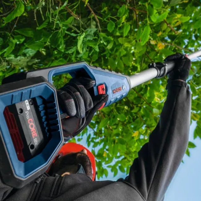 Bosch GHE 18V-50 TP aku teleskopické nůžky na živý plot 18V bez aku 06008D5000