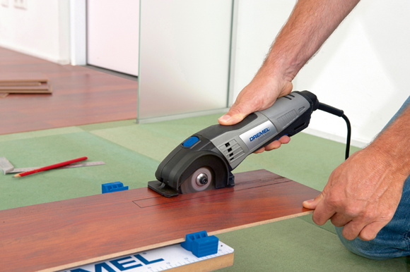 Dremel DSM20 kompaktní pila F013SM20JC