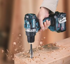 Makita DF002GA201 aku bezuhlíkový vrtací šroubovák Li-ion XGT 40V/2,0 Ah