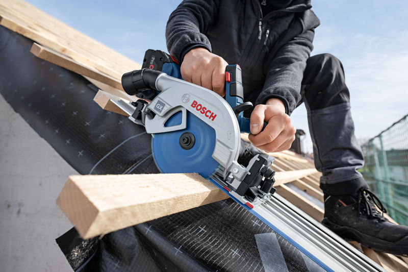 Bosch GKS 18V-57-2 GX aku okružní pila 18V bez aku 06016C1001