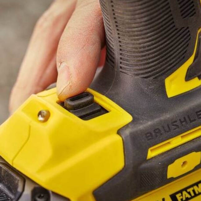 Stanley Fatmax SFMCF920B aku rázový utahovák 1/2" 18V V20 bez aku