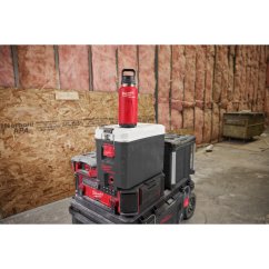 Milwaukee láhev s víčkem 1065 ml červená Packout™ 4932493467