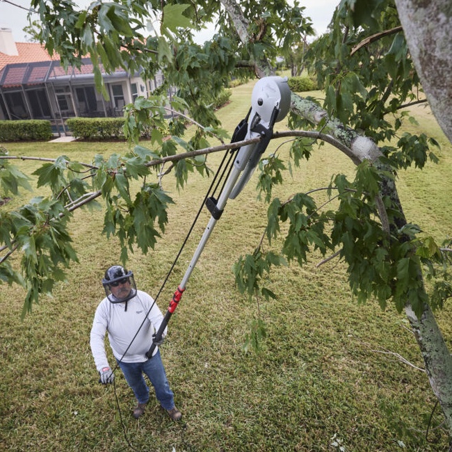 Milwaukee teleskopická prořezávací pika zakřivená 4,9m 180mm 4932498626