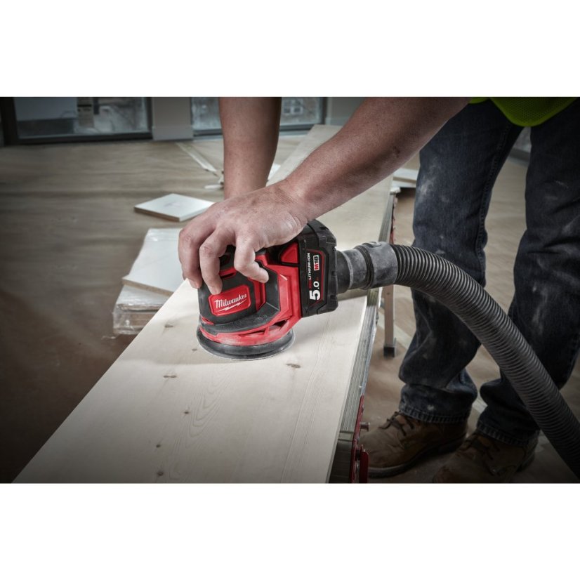 Milwaukee M18™ BOS125-502B 125 mm excentrická bruska 4933464229