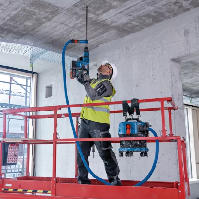 BOSCH GAS 18V-12 MC aku vysavač 18V bez aku 06019K2000