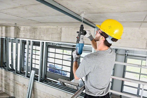 Bosch GBH 2-28 F kombinované kladivo SDS-Plus