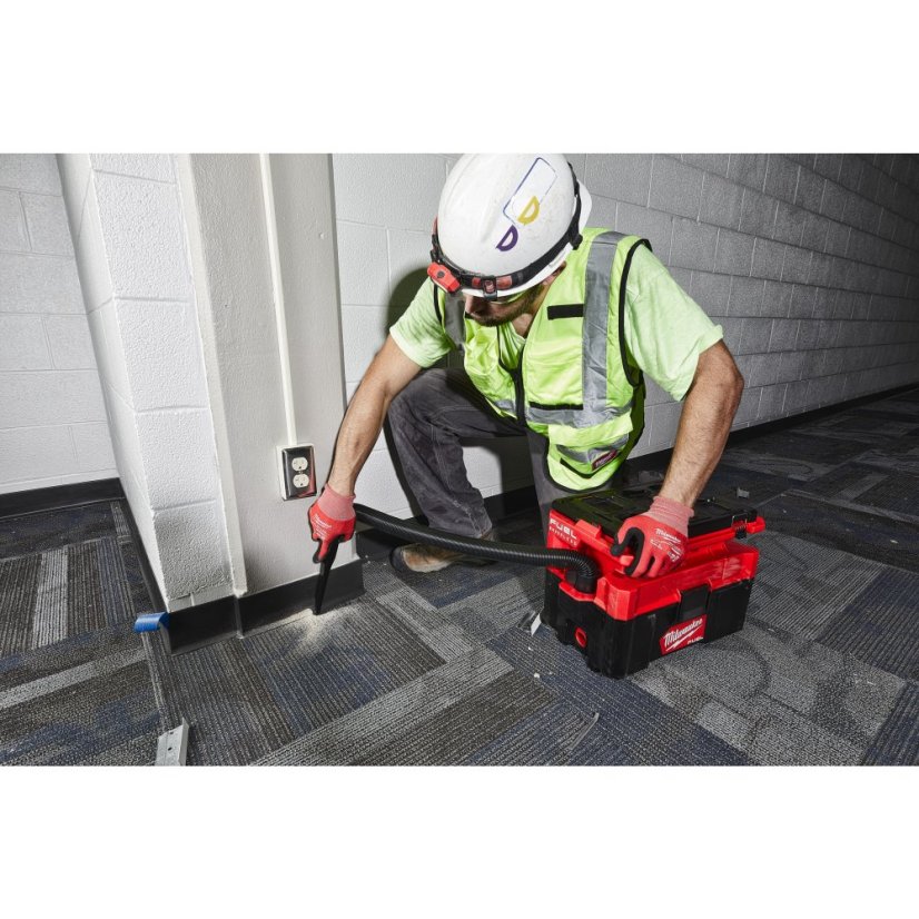 Milwaukee M18 FPOVCL-0 PACKOUT™ vysavač pro mokré/suché vysávání bez aku 4933478187