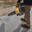 Dewalt DCMBL562N aku zahradní fukar 18V bez aku