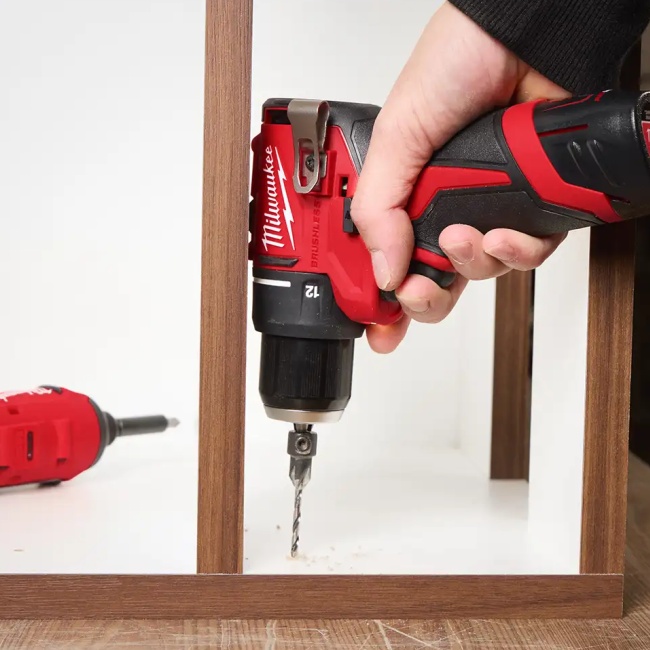 Milwaukee M12 BLPDRC-202C aku příklepová vrtačka 2x2Ah 4933500422