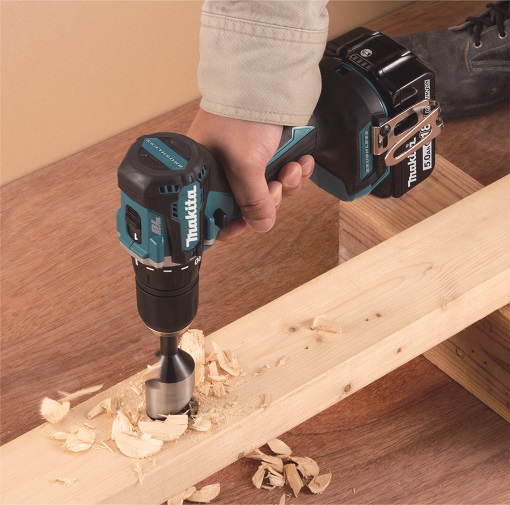 Makita DDF487Z aku bezuhlíkový šroubovák Li-ion LXT 18V, bez aku   Z