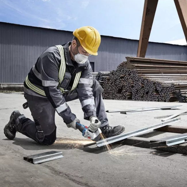 Bosch GWS 18V-8 aku úhlová bruska 125mm bez aku 06019N9000