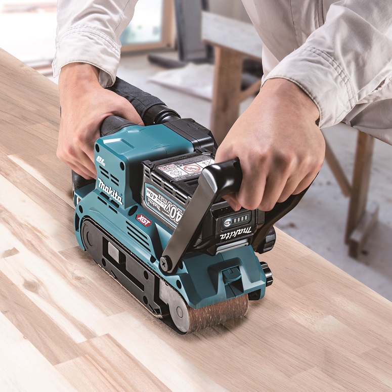 Makita BS001GZ aku pásová bruska 76x533mm Li-ion XGT 40V bez aku Z