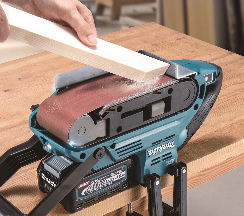 Makita BS001GZ aku pásová bruska 76x533mm Li-ion XGT 40V bez aku Z