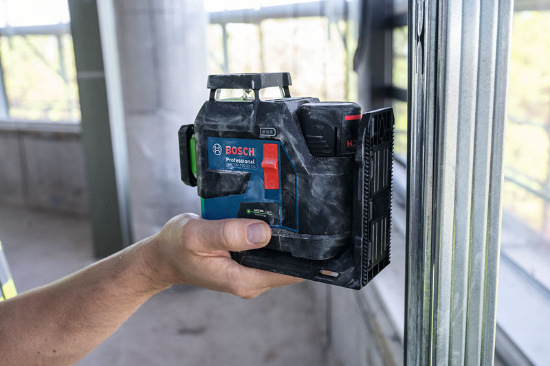 Bosch GLL 12V-100-33 CG zelený křížový laser