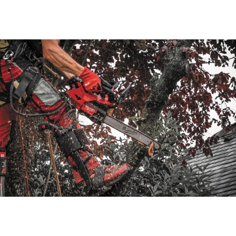 Milwaukee M18 FTHCHS30-0 aku řetězová pila s horní rukojetí a lištou 30 cm bez aku 4933479586