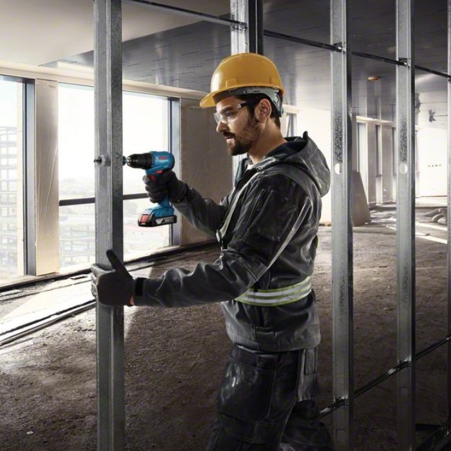 Bosch GSR 185-LI aku vrtací šroubovák 18V 1x2.0Ah kufr