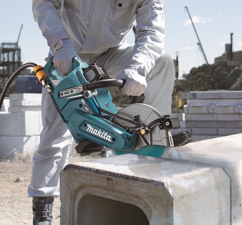 Makita CE003GZ02 aku rozbrušovací pila 230mm Li-ion XGT 40V, bez aku  Z