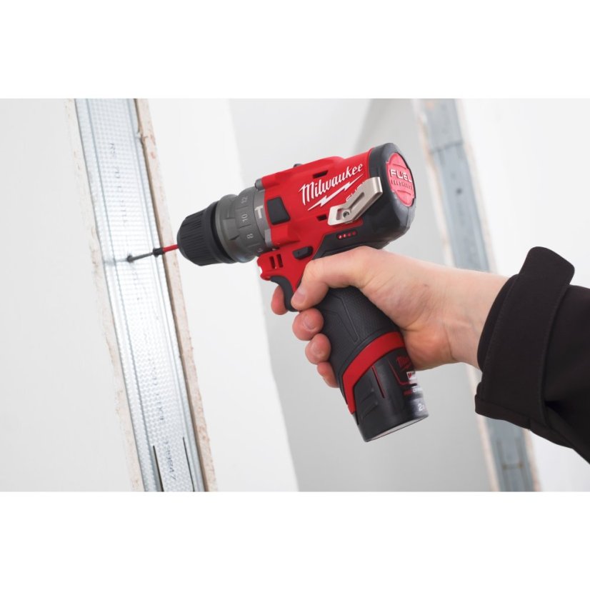 Milwaukee M12 FUEL™ FPDXKIT-202X kompaktní příklepová vrtačka s rychlovýměnným sklíčidlem 4933464138