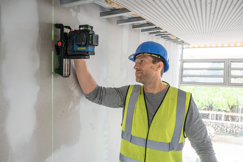 Bosch GLL 12V-100-33 CG zelený křížový laser