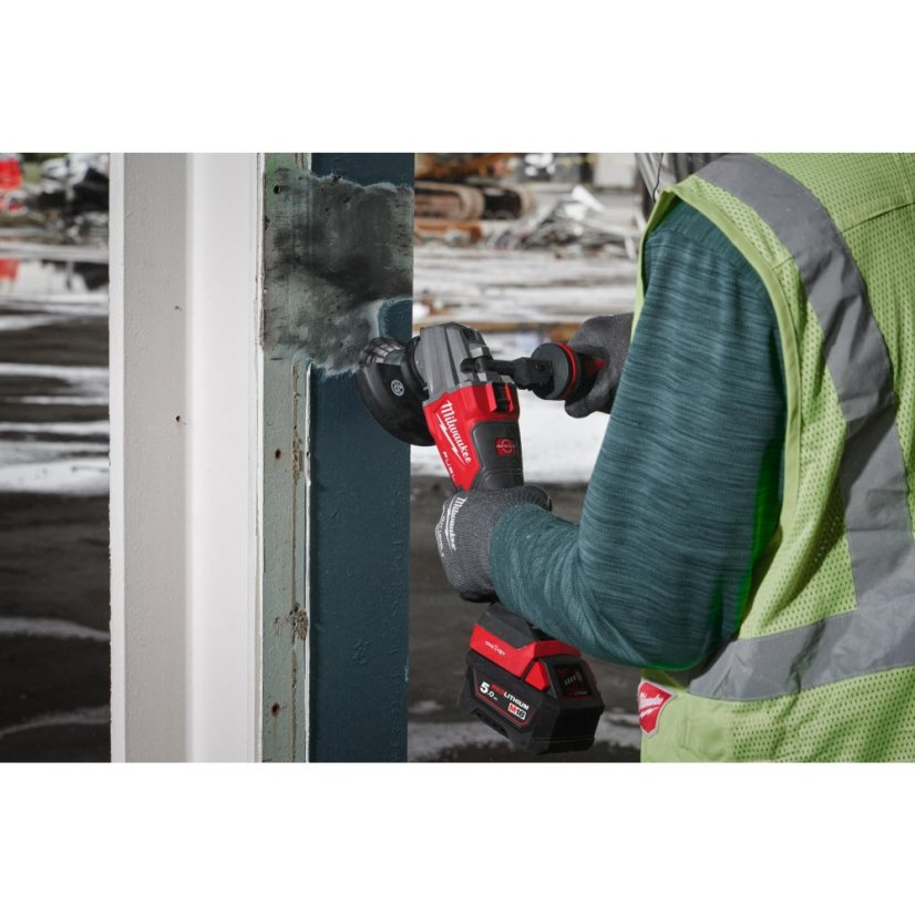 Milwaukee M18 FUEL™ FSAGSVO125X-502X bezpečnostní bruska 125 mm s variabilními otáčkami a funkcí ONE-KEY™ 4933493553