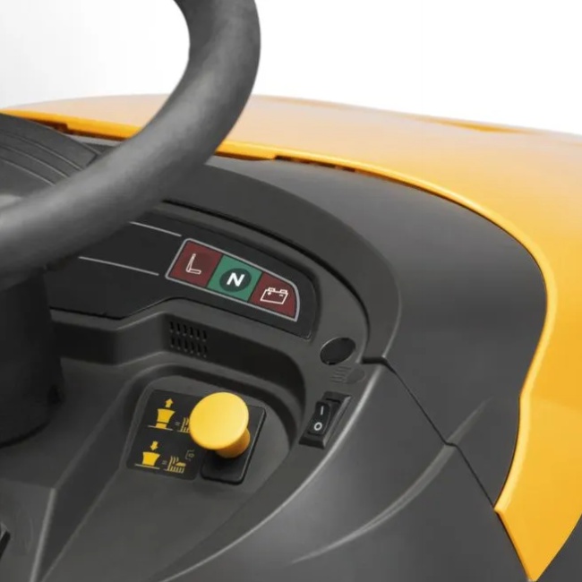 Stiga Estate 798 W benzínový zahradní traktor 2T0830481/ST1