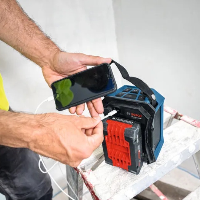 Bosch GPB 18V-1 C Bluetooth reproduktor 18V bez aku 06014A7000