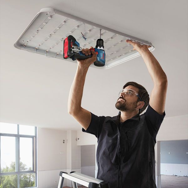 Bosch GSR 18V-65 Aku vrtací šroubovák + L-CASE