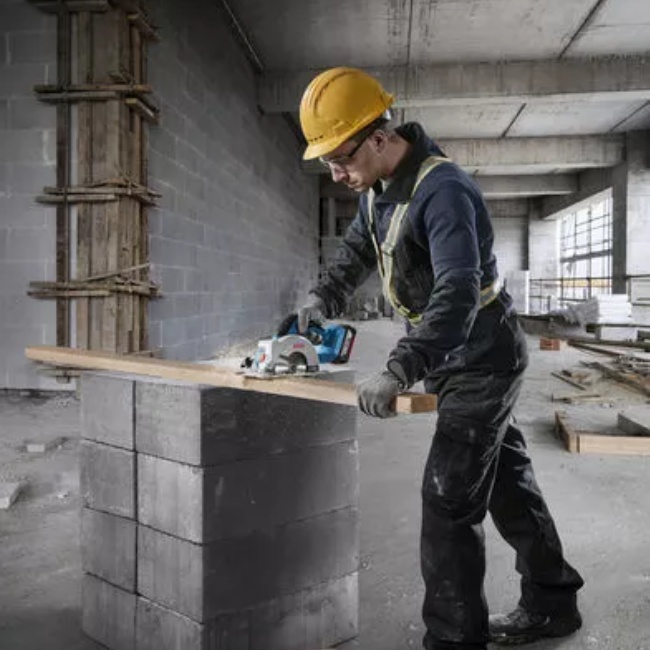 Bosch GKS 18V-51 aku okružní pila 18V bez aku 06019M3120